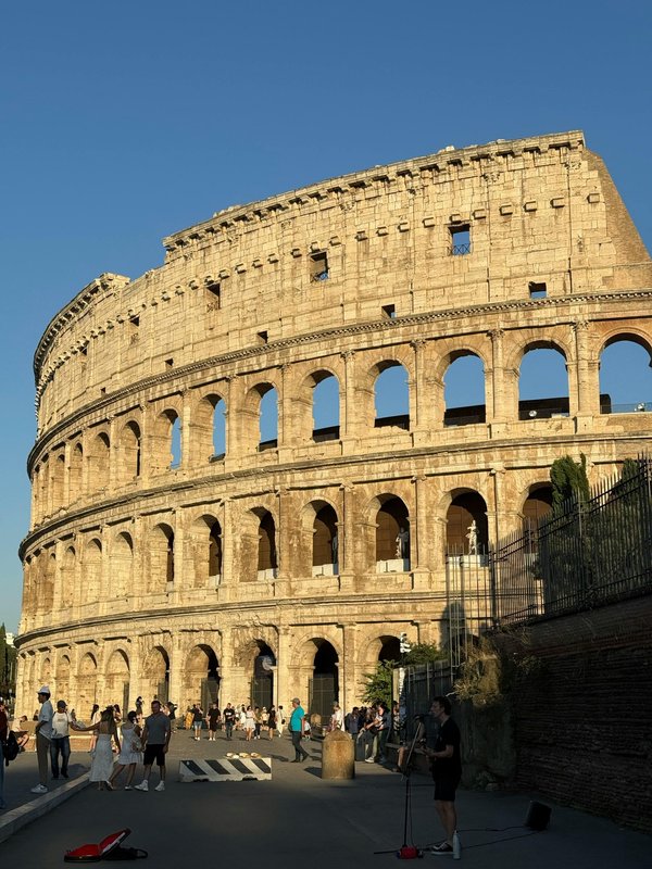 Your ticket to rome: the best hop-on hop-off bus tours